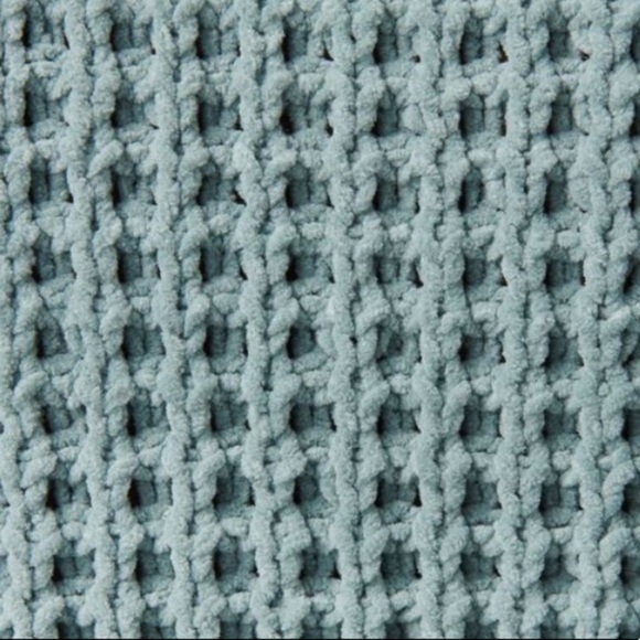 🆕 GARAGE | Chenille Turtleneck - Picture 5 of 6